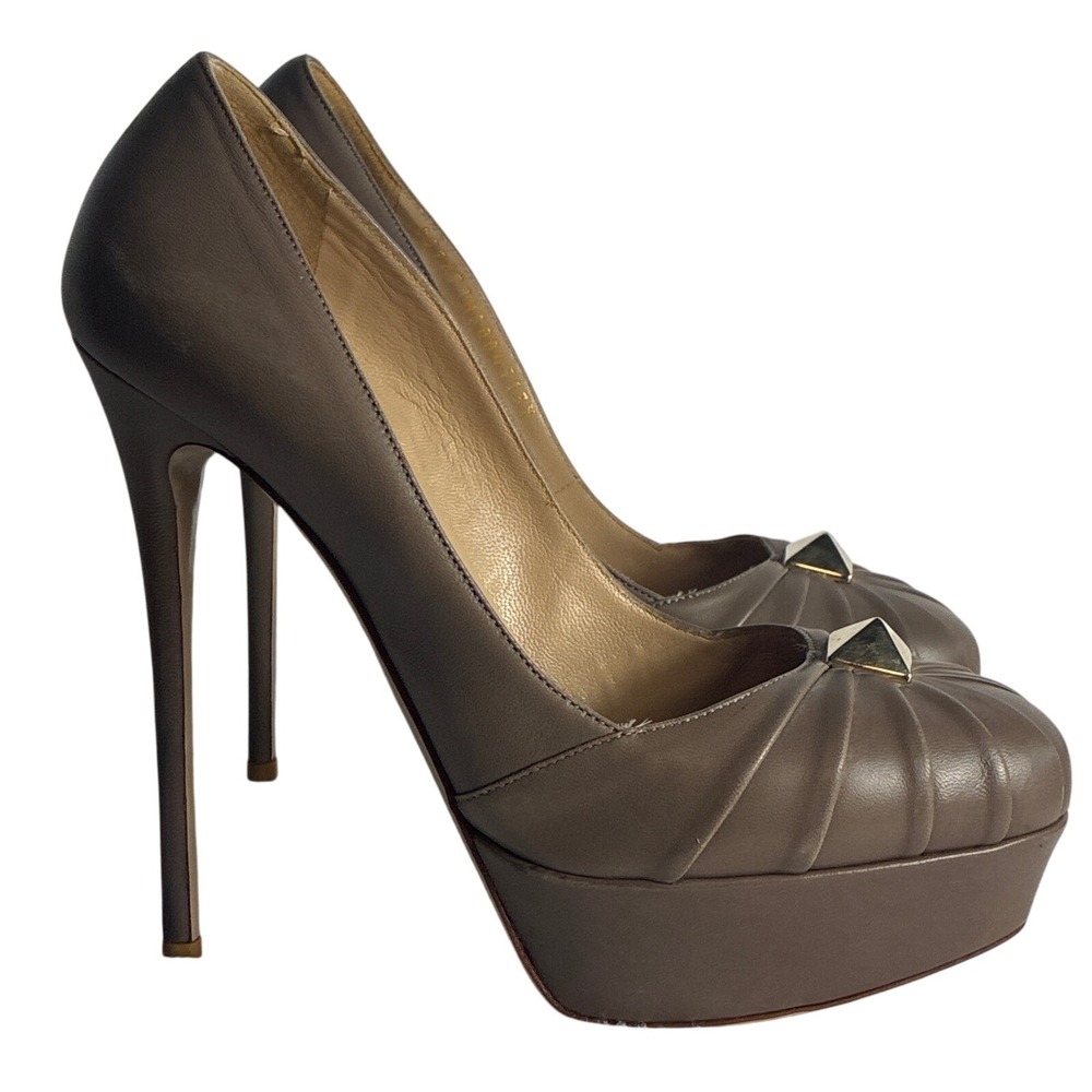 Valentino Garavani Rockstud Pleated‎ Platform Pumps Taupe Leather Size 39 Heel